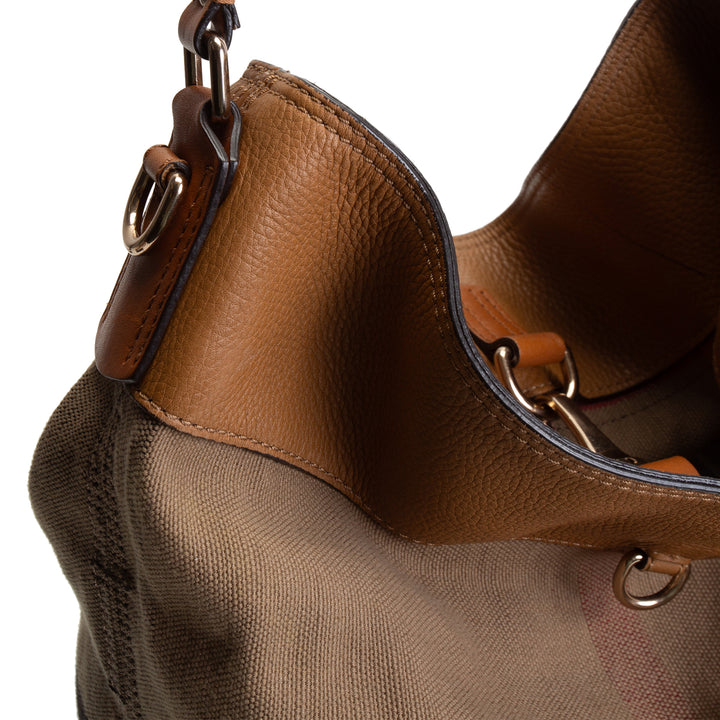 BURBERRY Ashby House Check Bucket w/ Pouch OUTLET FINAL SALE