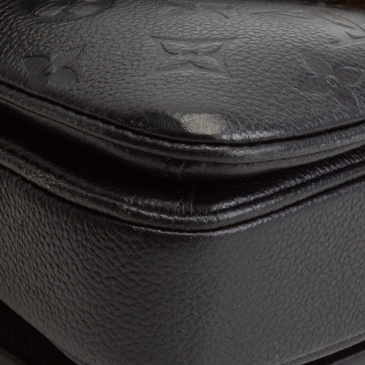 LOUIS VUITTON Pochette Metis East-West Monogram Empreinte