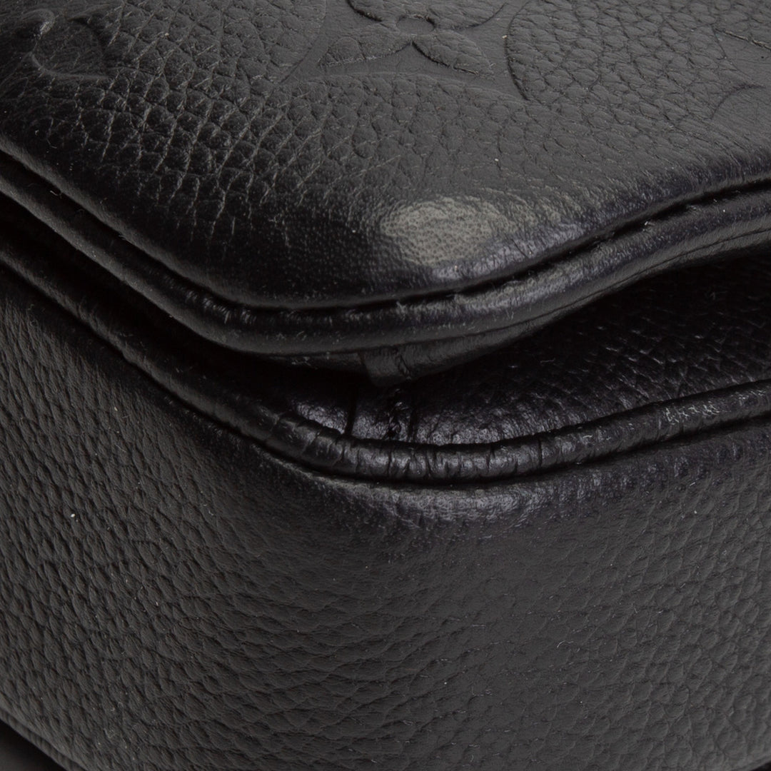 LOUIS VUITTON Pochette Metis East-West Monogram Empreinte