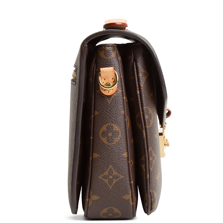 LOUIS VUITTON Monogram Pochette Metis