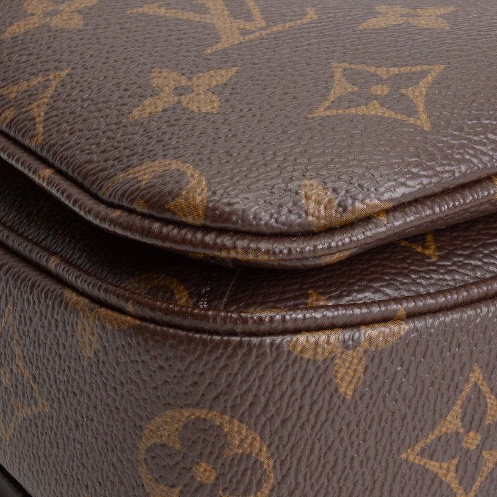 LOUIS VUITTON Monogram Pochette Metis