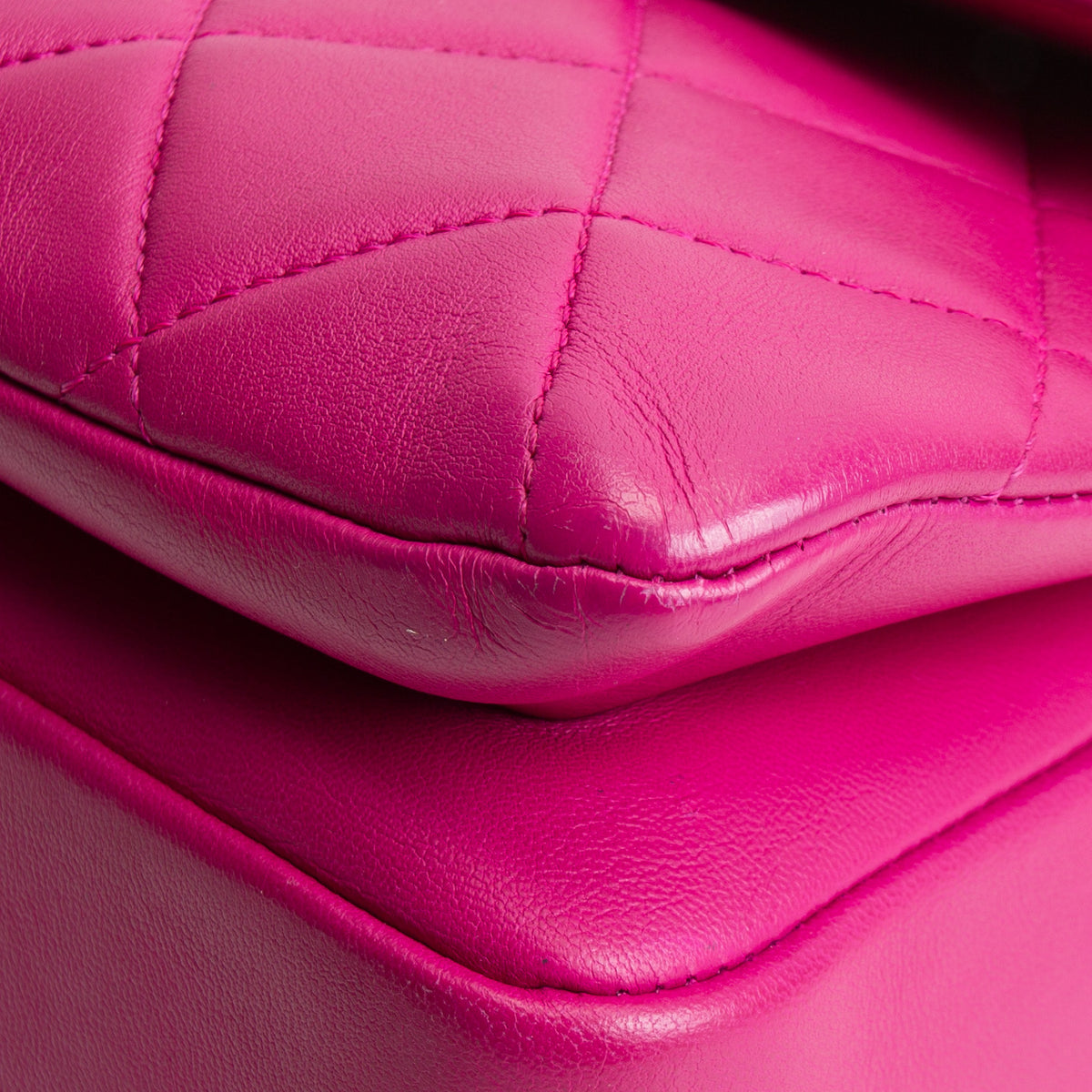 CHANEL Trendy CC Top Handle - Fuchsia