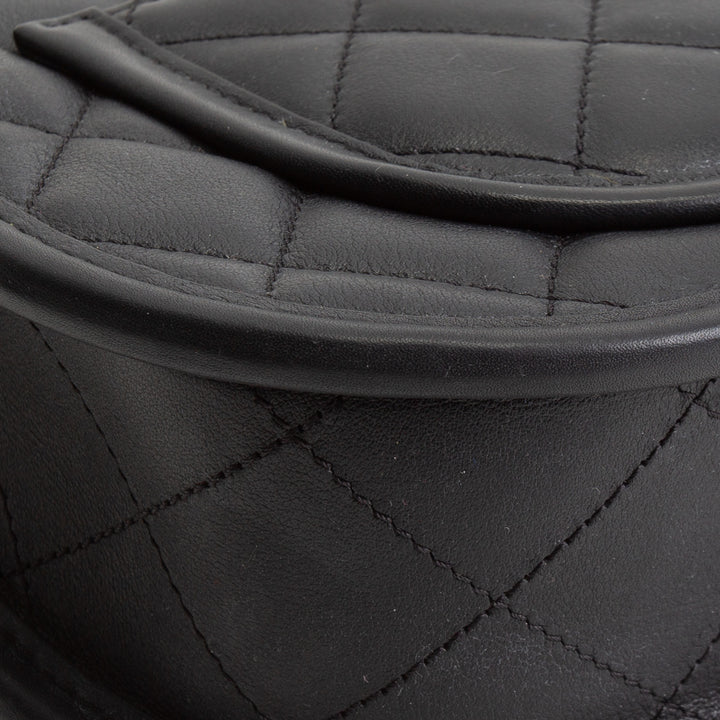 CHANEL Curvy Mood Hobo - Black