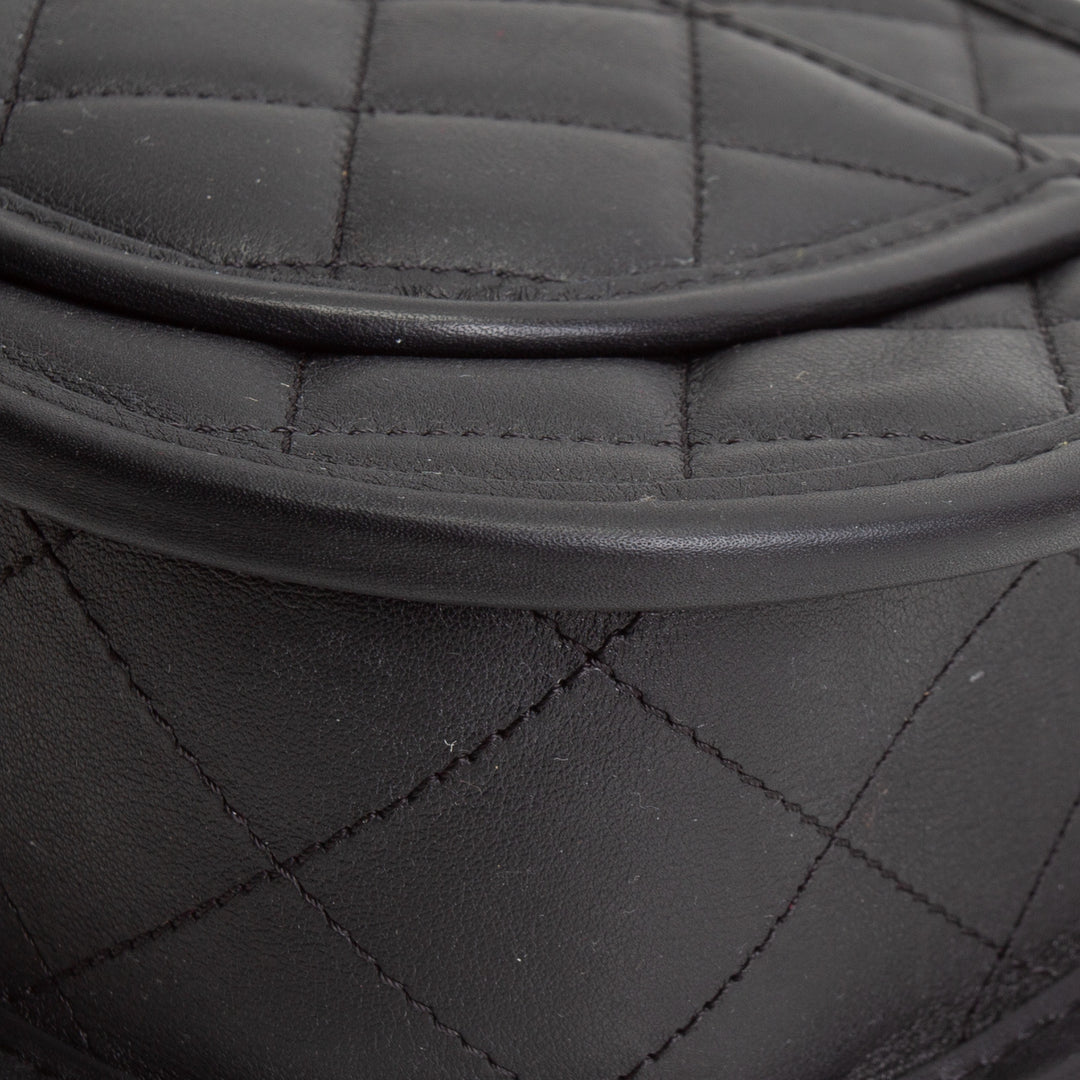 CHANEL Curvy Mood Hobo - Black