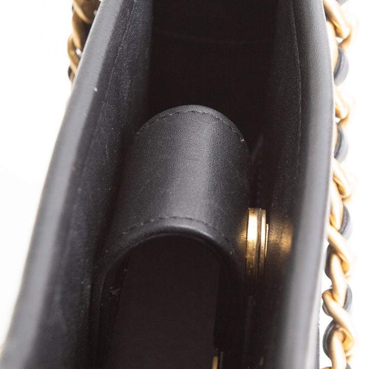 CHANEL Curvy Mood Hobo - Black