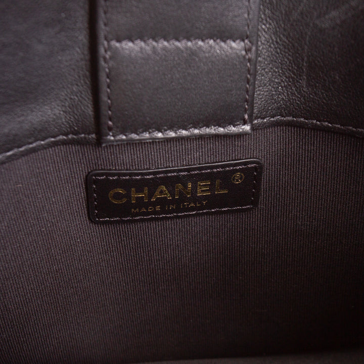 CHANEL Curvy Mood Hobo - Black