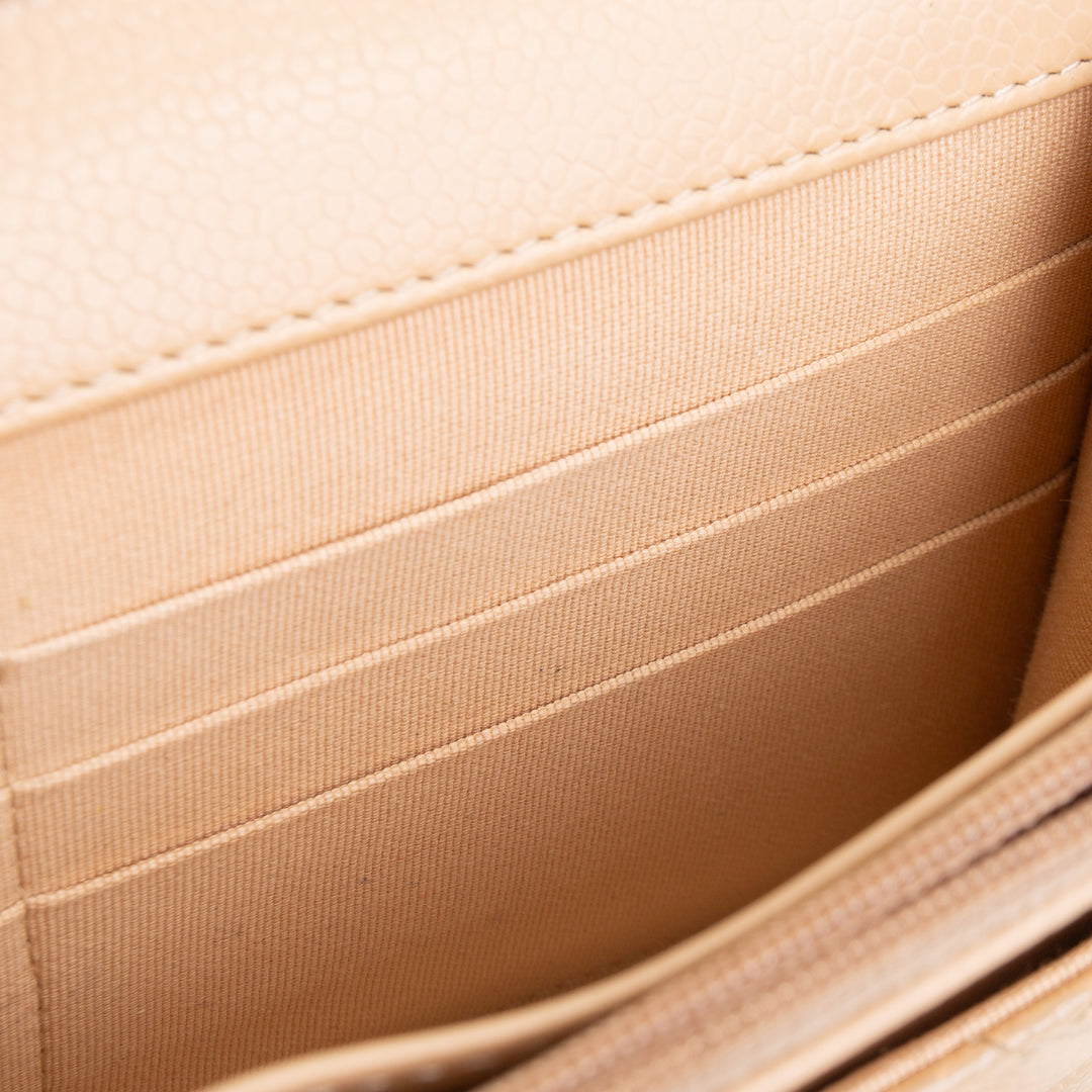 CHANEL Caviar Wallet on Chain - Beige