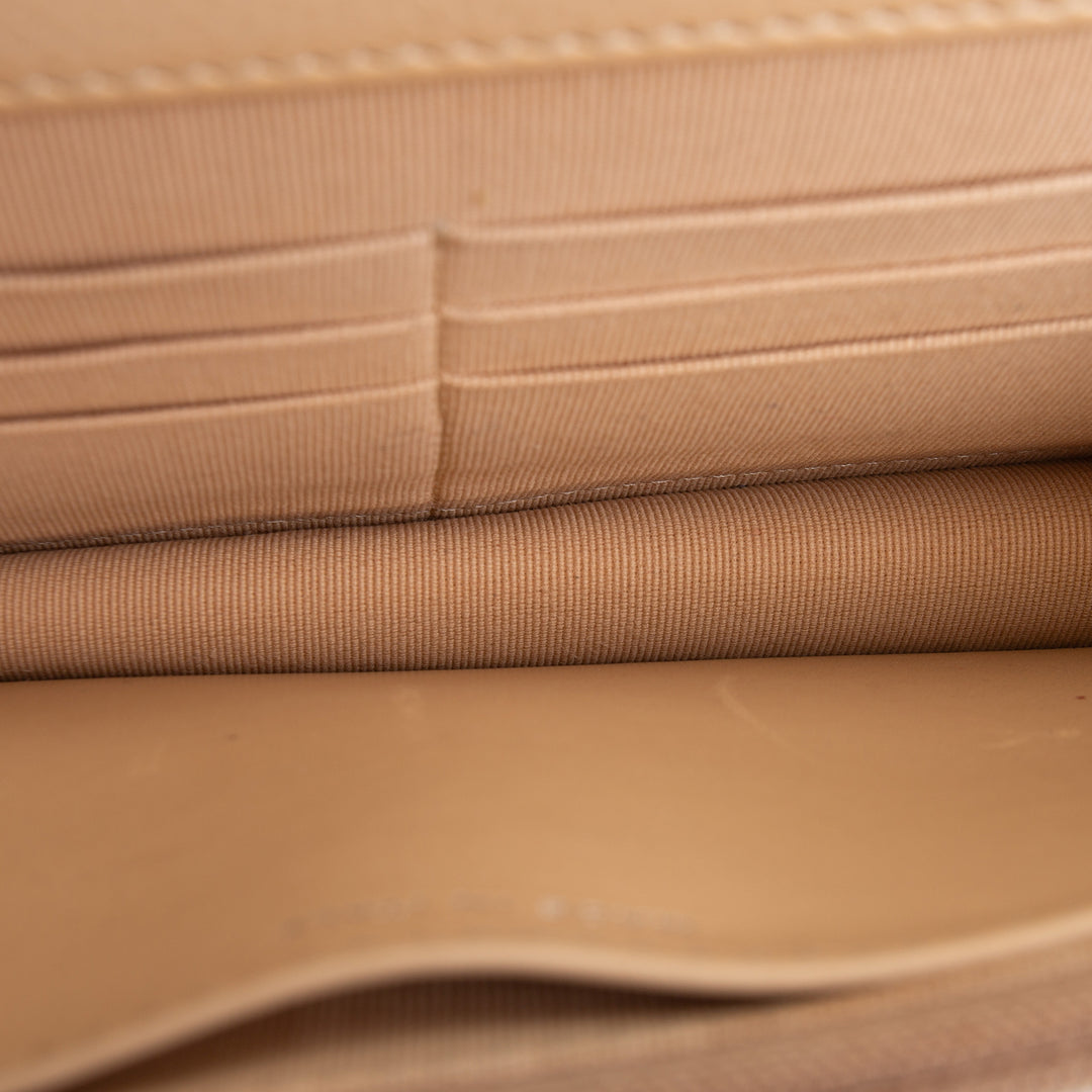 CHANEL Caviar Wallet on Chain - Beige