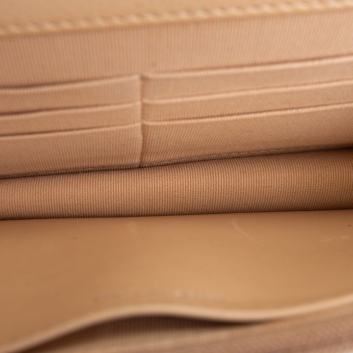 CHANEL Caviar Wallet on Chain - Beige