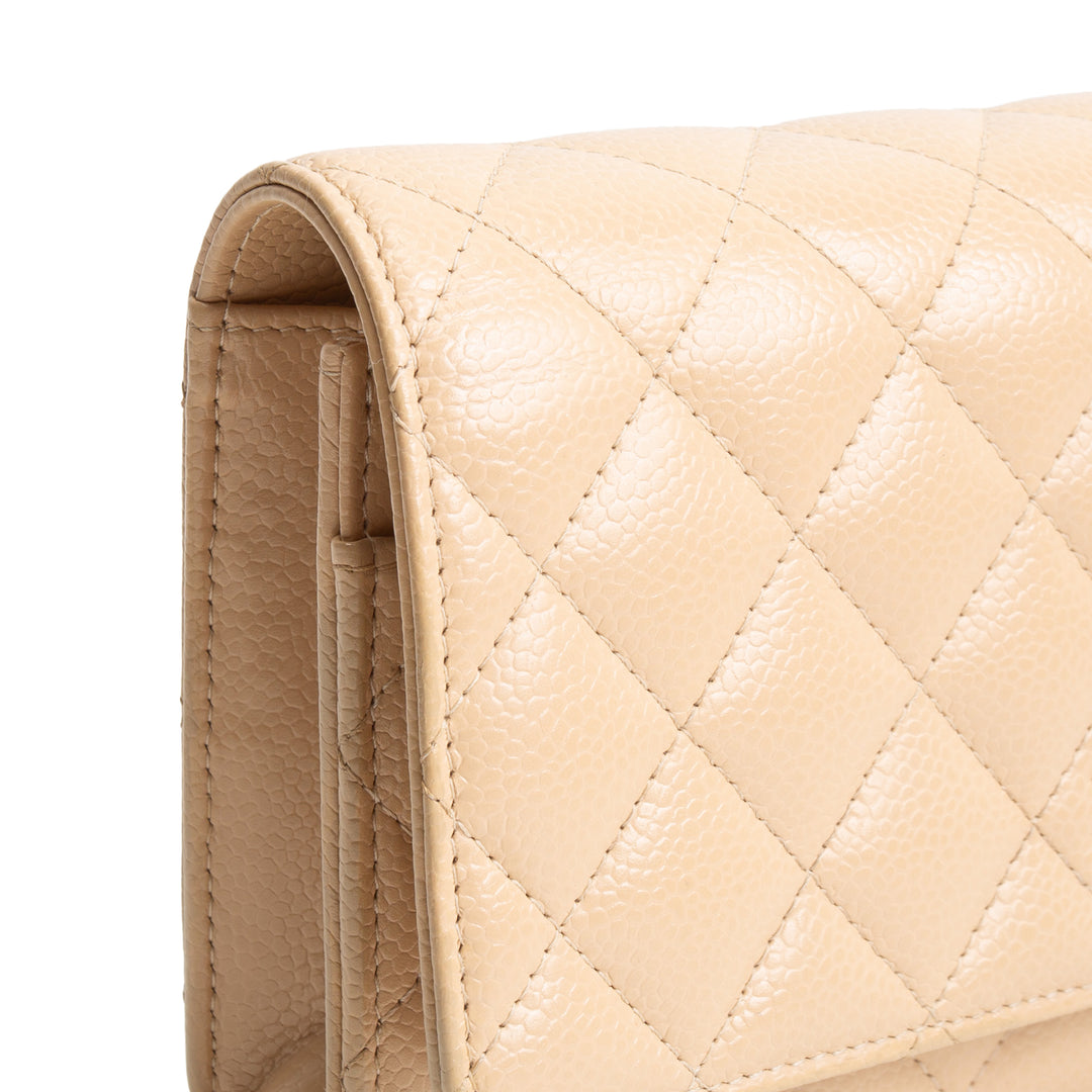 CHANEL Caviar Wallet on Chain - Beige