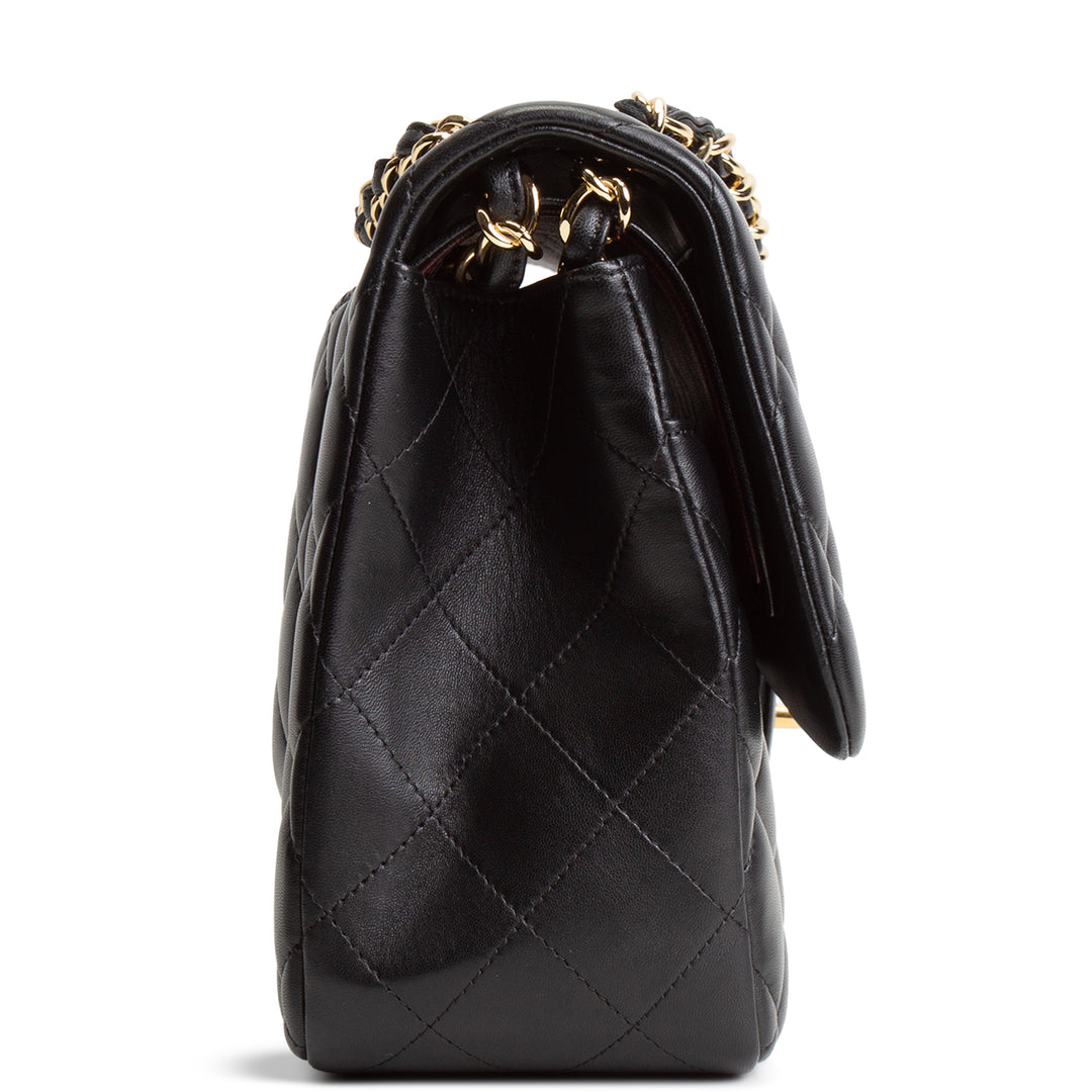 CHANEL Lambskin Jumbo Double Flap - Black