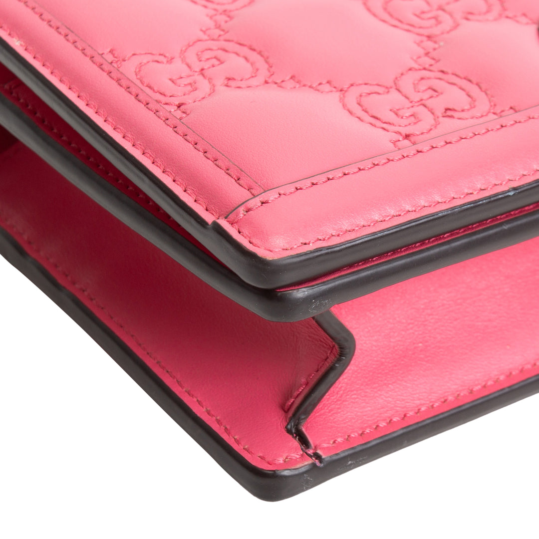 GUCCI GG Matelasse Chain Wallet - Pink