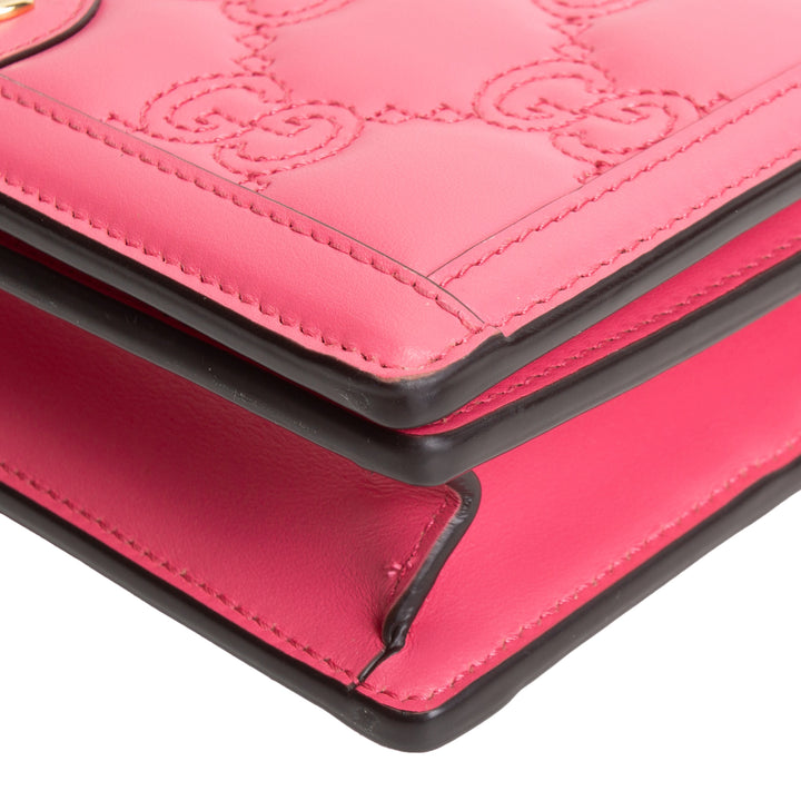 GUCCI GG Matelasse Chain Wallet - Pink