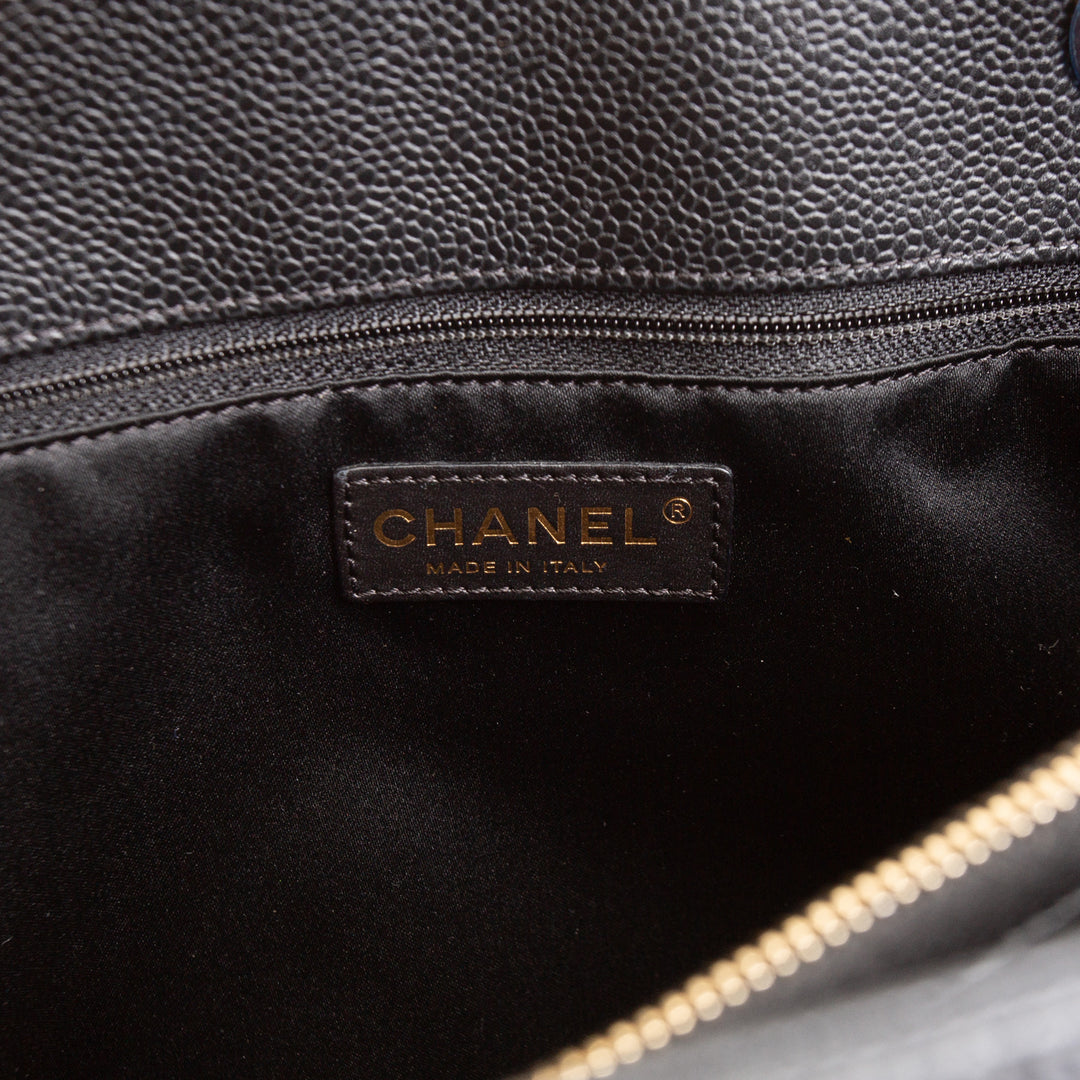 CHANEL Caviar Grand Shopping Bag Tote