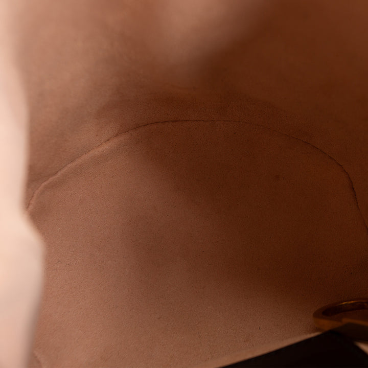 GUCCI GG Marmont Small Bucket Bag - Black