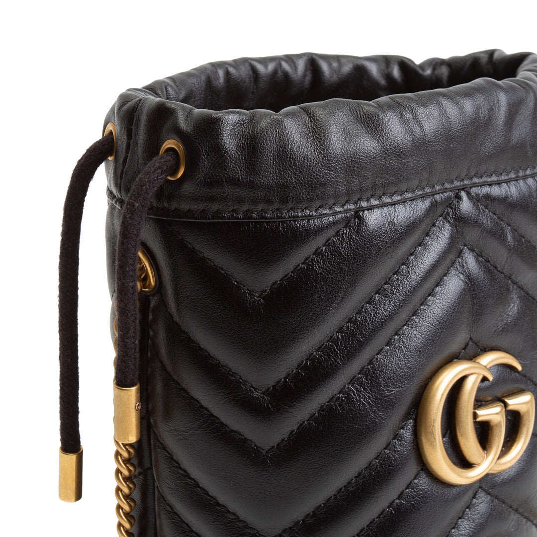 GUCCI GG Marmont Small Bucket Bag - Black