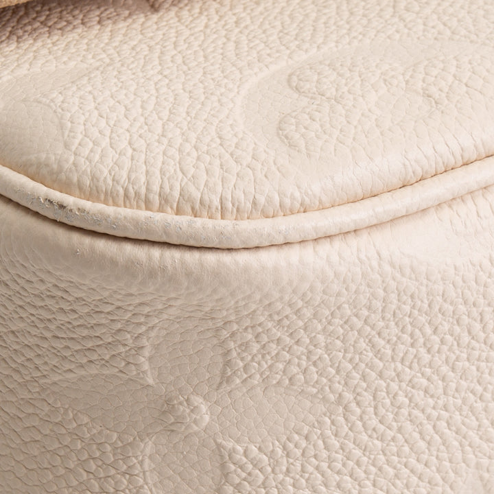 LOUIS VUITTON Giant Empreinte Monogram Ivy Wallet On Chain - Ivory