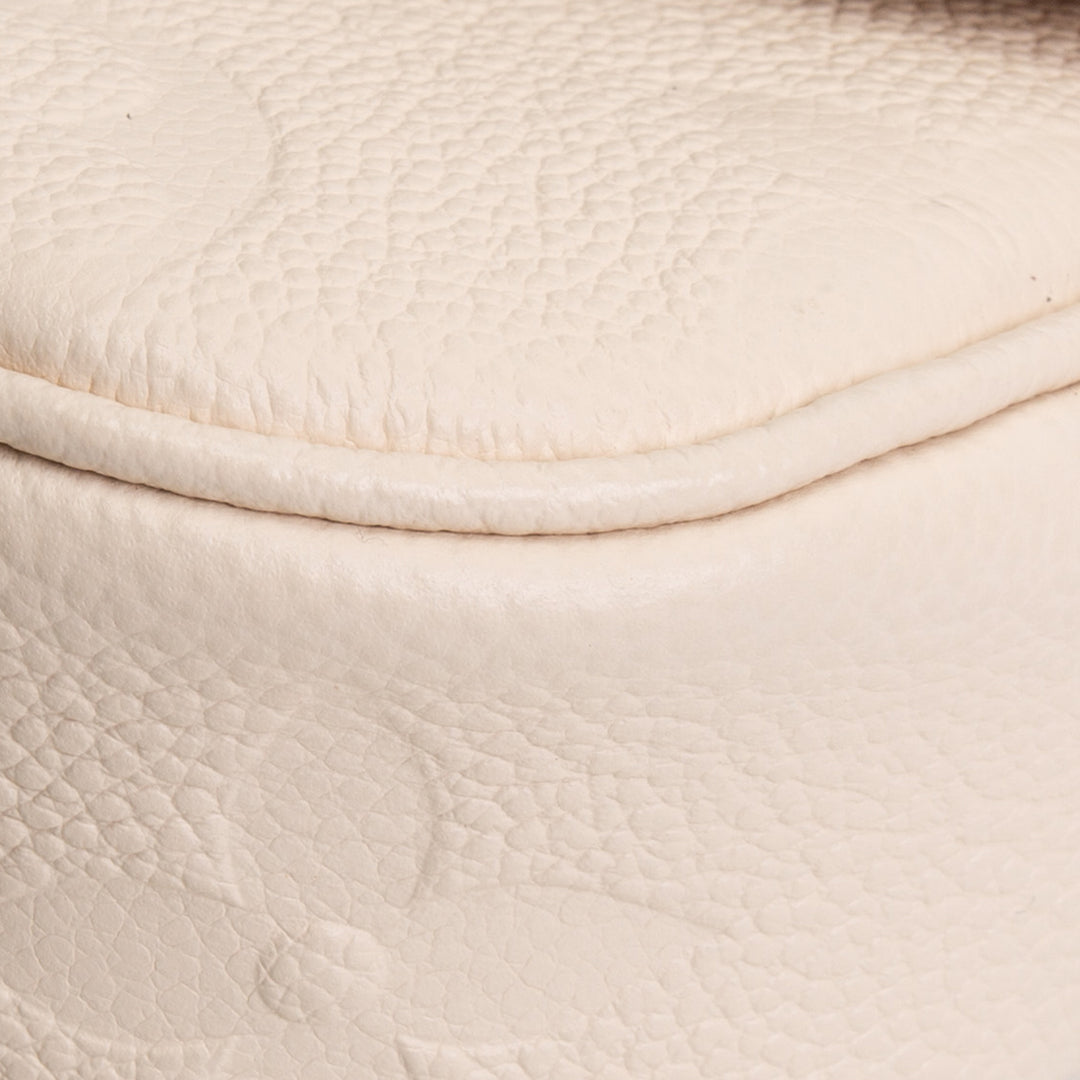 LOUIS VUITTON Giant Empreinte Monogram Ivy Wallet On Chain - Ivory