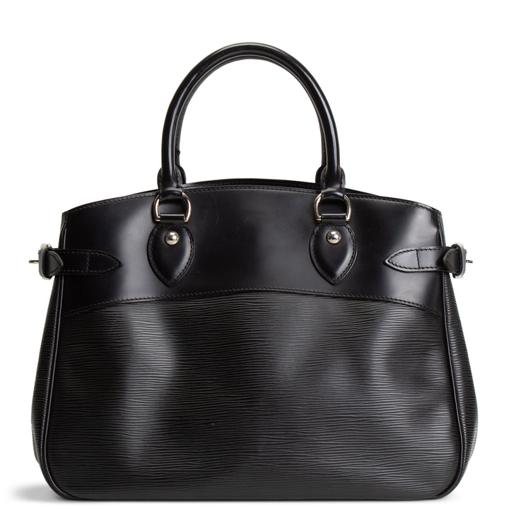 LOUIS VUITTON Epi Leather Passy - Black