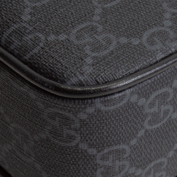 GUCCI GG Supreme Soft Belt Bag - Black