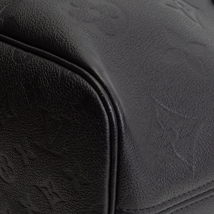 LOUIS VUITTON Giant Monogram Empreinte Neverfull MM - Black