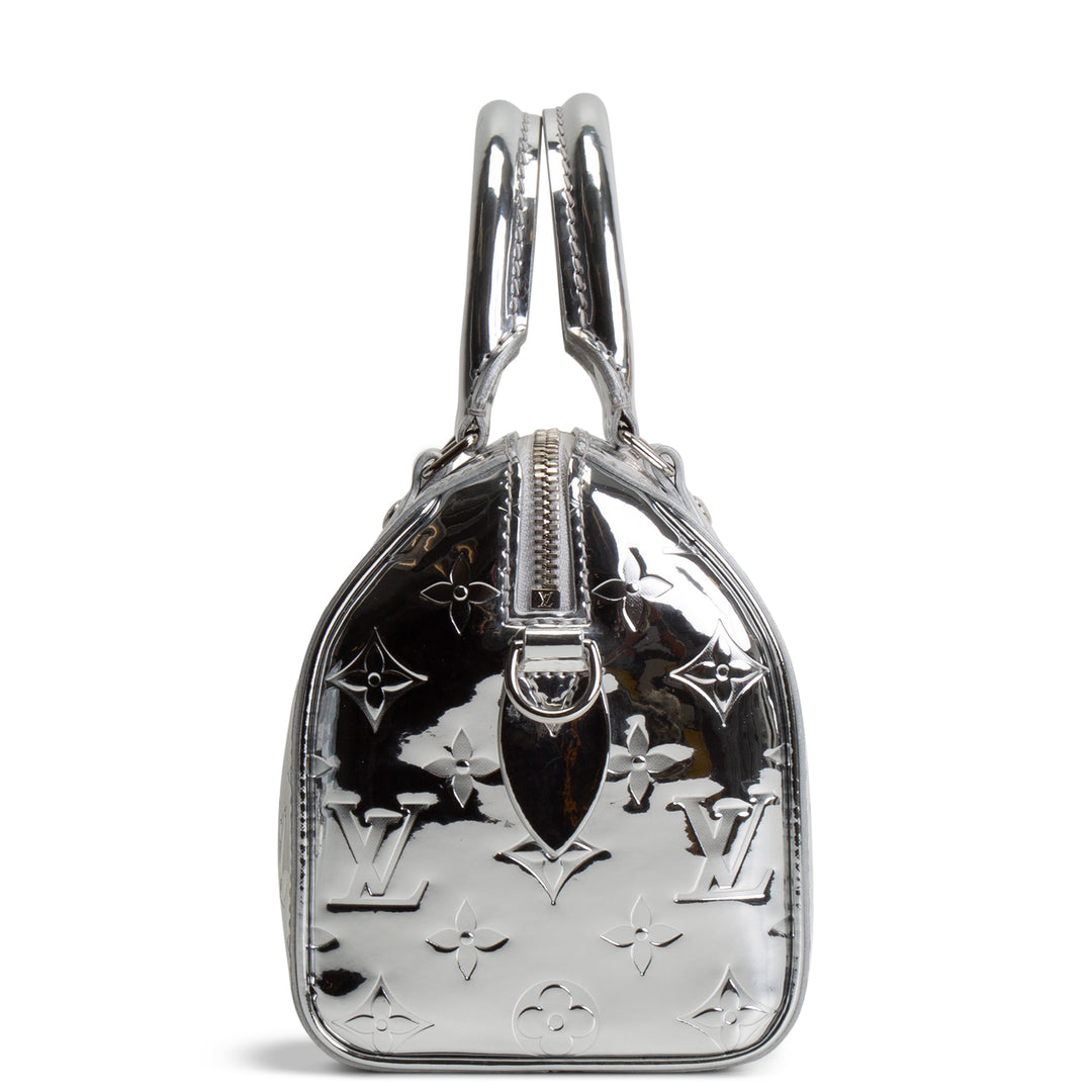 LOUIS VUITTON Monogram Miroir Speedy Bandouliere 20 - Metallic Silver