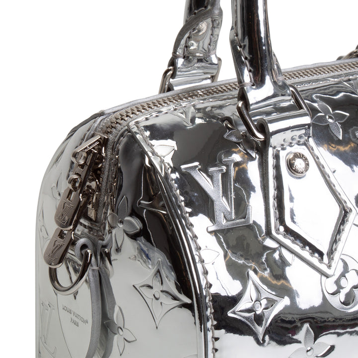 LOUIS VUITTON Monogram Miroir Speedy Bandouliere 20 - Metallic Silver