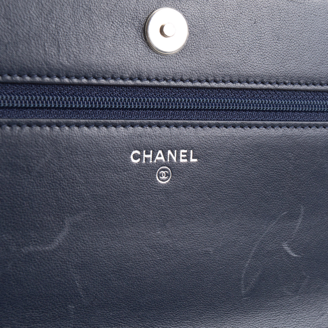 CHANEL Double Stitch Wallet On Chain