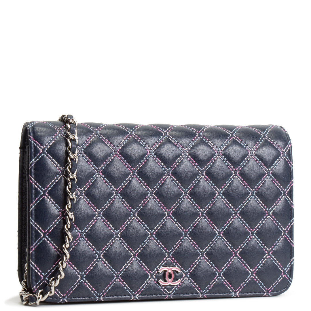 CHANEL Double Stitch Wallet On Chain