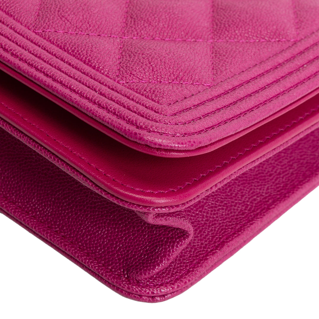 CHANEL Boy Wallet on Chain - Magenta