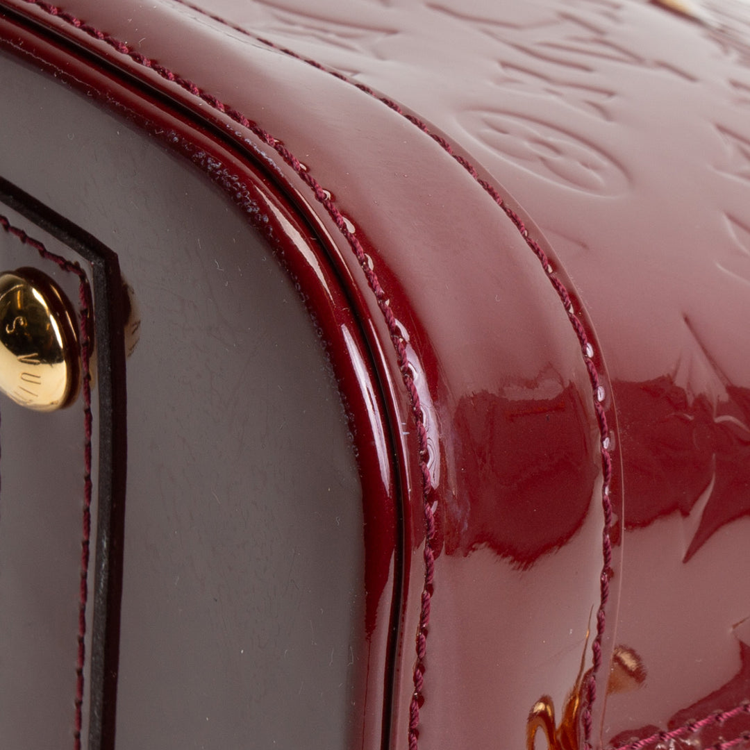 LOUIS VUITTON Monogram Vernis Alma MM - Griotte (Burgundy)