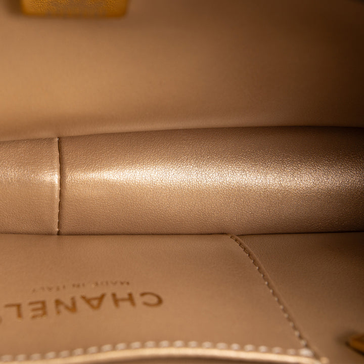 CHANEL Pearl Chain Flap Clutch - Black