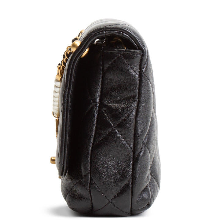 CHANEL Pearl Chain Flap Clutch - Black