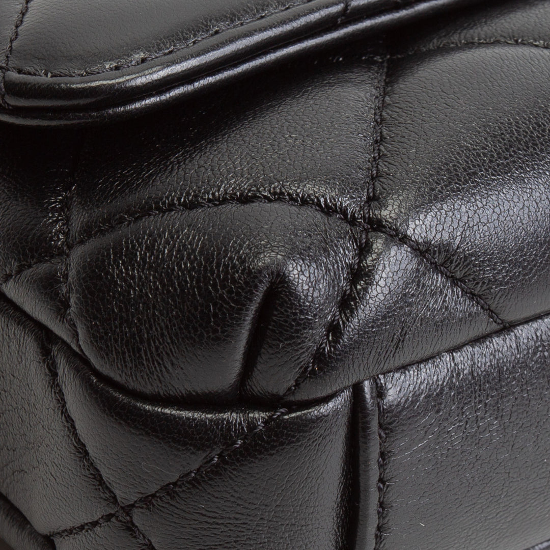 CHANEL Pearl Chain Flap Clutch - Black