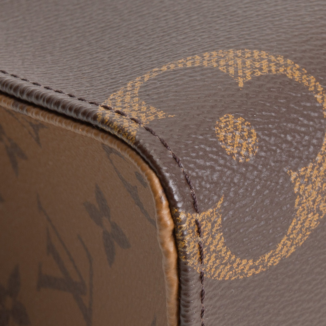 LOUIS VUITTON Monogram Reverse On The Go