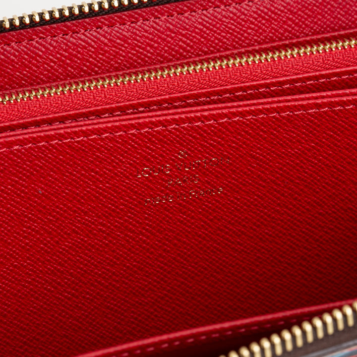 LOUIS VUITTON Monogram World Tour Zippy Wallet