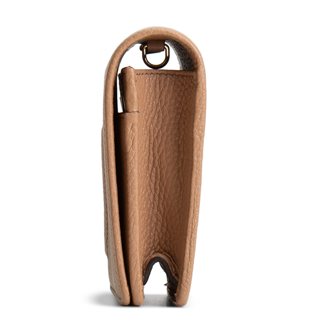 GUCCI Interlocking G Soho Chain Bag - Nude