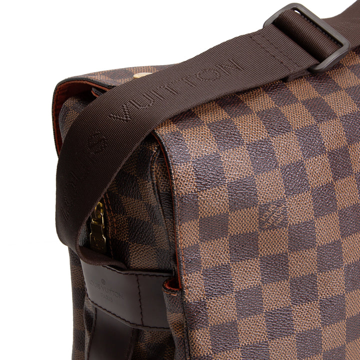 LOUIS VUITTON Vintage Damier Ebene Naviglio Messenger