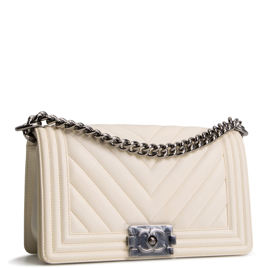 CHANEL Chevron Medium Boy Bag - Ivory