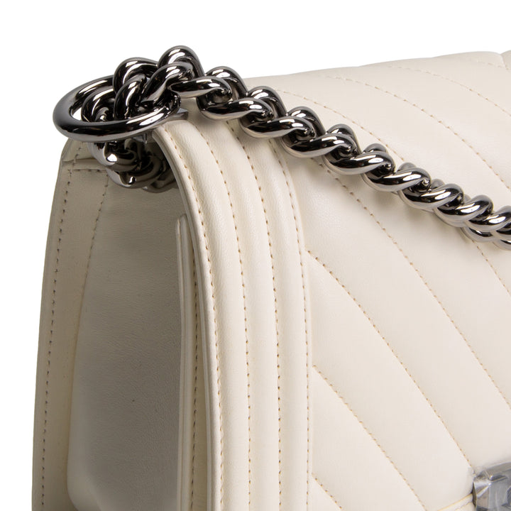CHANEL Chevron Medium Boy Bag - Ivory