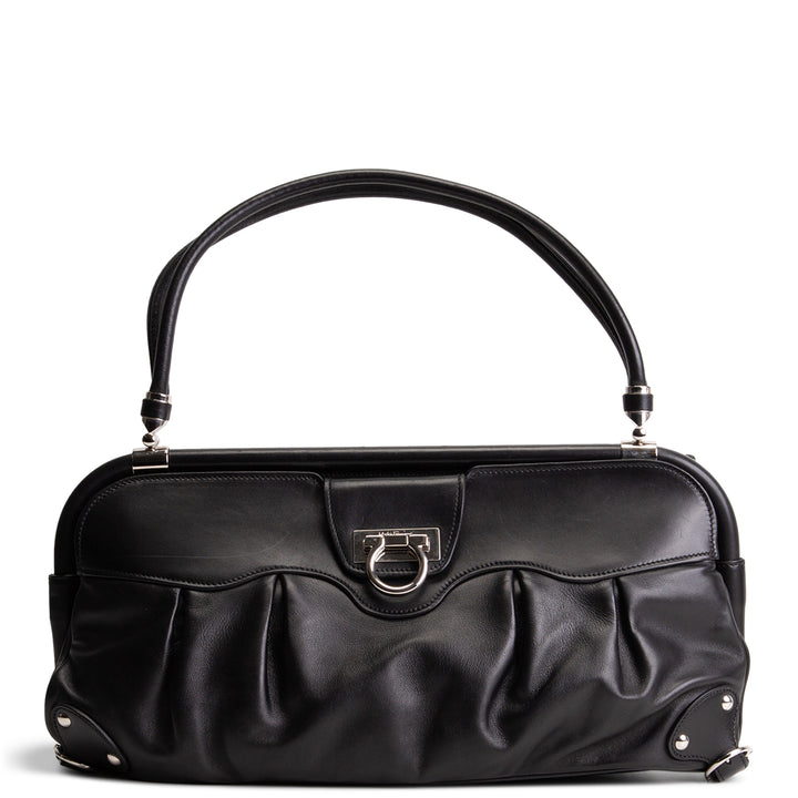 SALVATORE FERRAGAMO XL Leather Shoulder Bag - Black