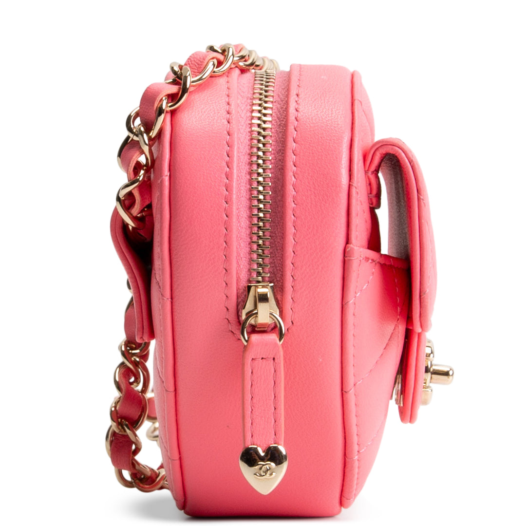CHANEL CC In love Heart Bag Quilted Lambskin - Pink
