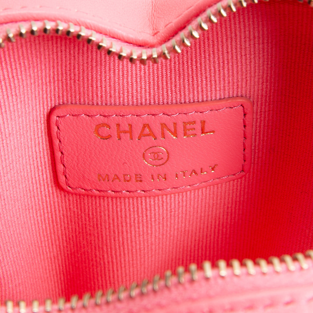 CHANEL CC In love Heart Bag Quilted Lambskin - Pink