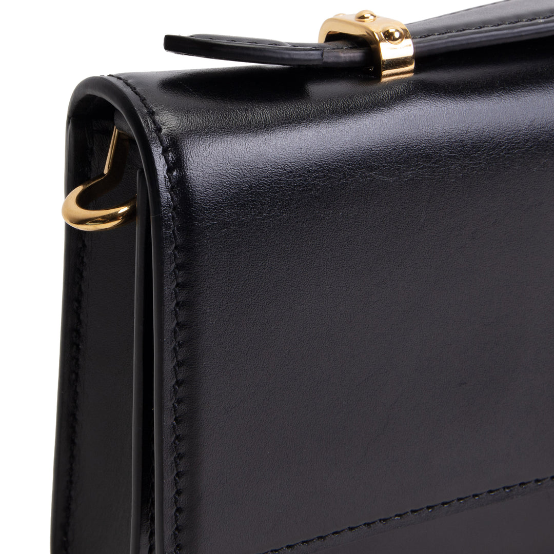 LOUIS VUITTON Capucines Wallet on Chain - Black