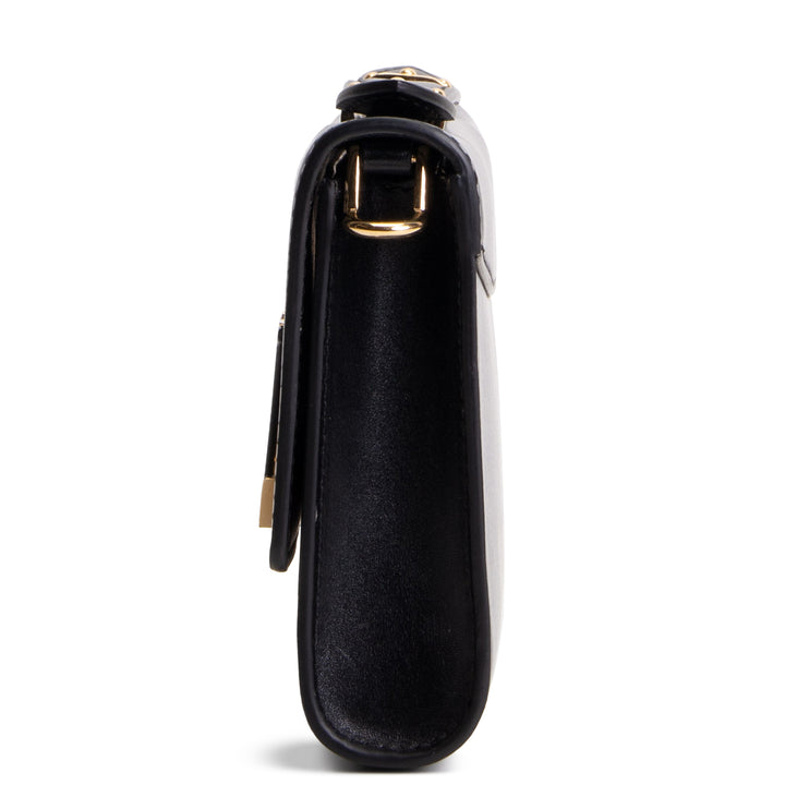 LOUIS VUITTON Capucines Wallet on Chain - Black