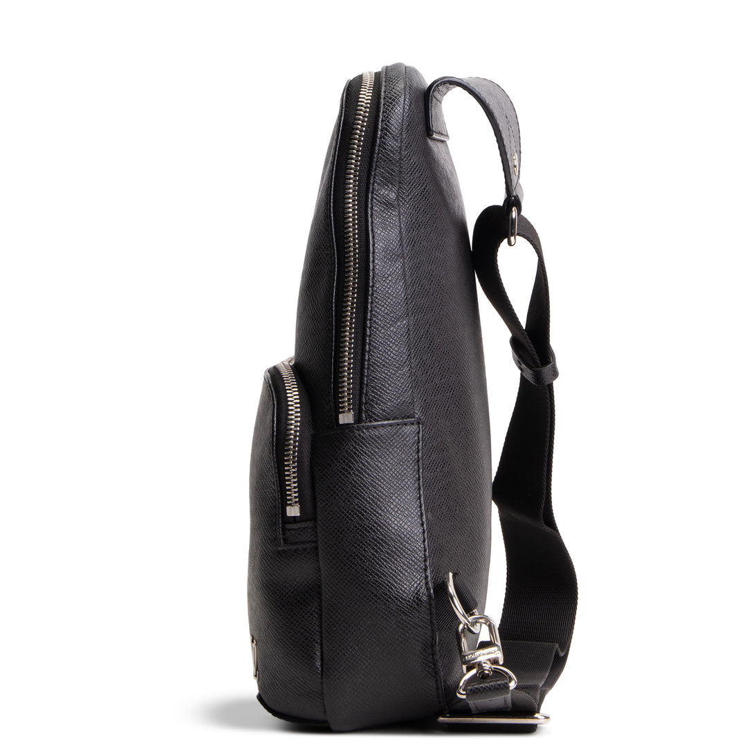LOUIS VUITTON Avenue Sling Taiga - Black