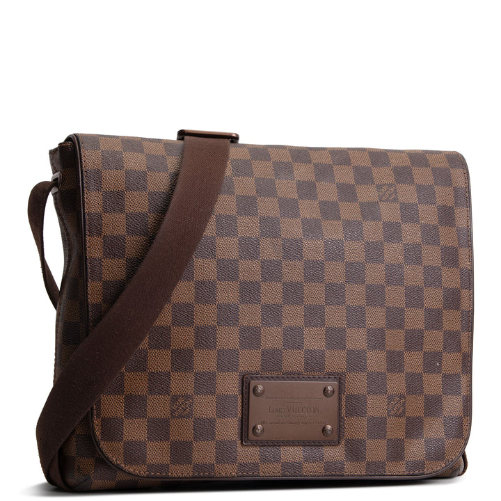 LOUIS VUITTON Damier Ebene Brooklyn Messenger Bag MM