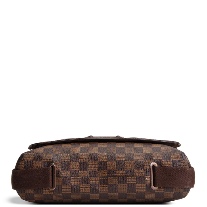 LOUIS VUITTON Damier Ebene Brooklyn Messenger Bag MM