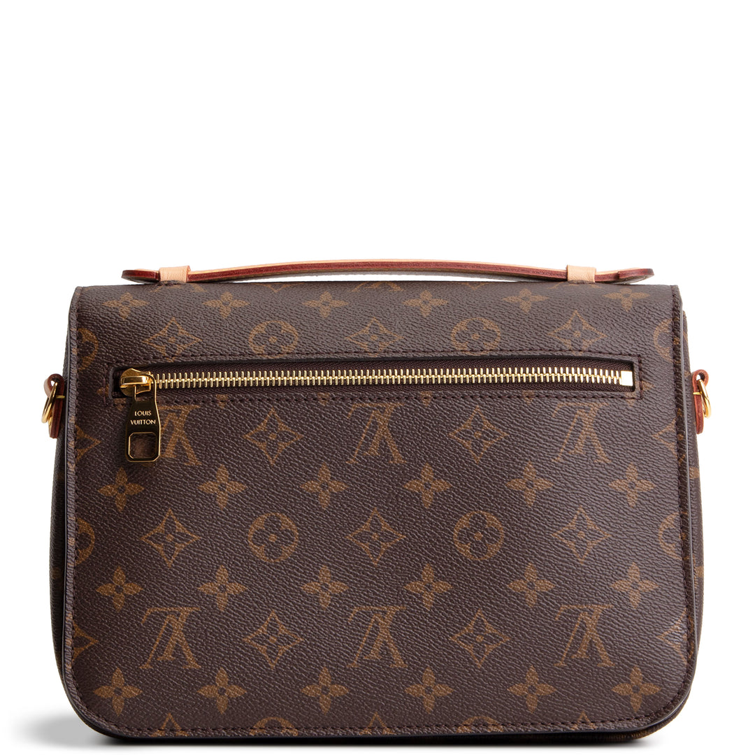 LOUIS VUITTON Pochette Metis Monogram