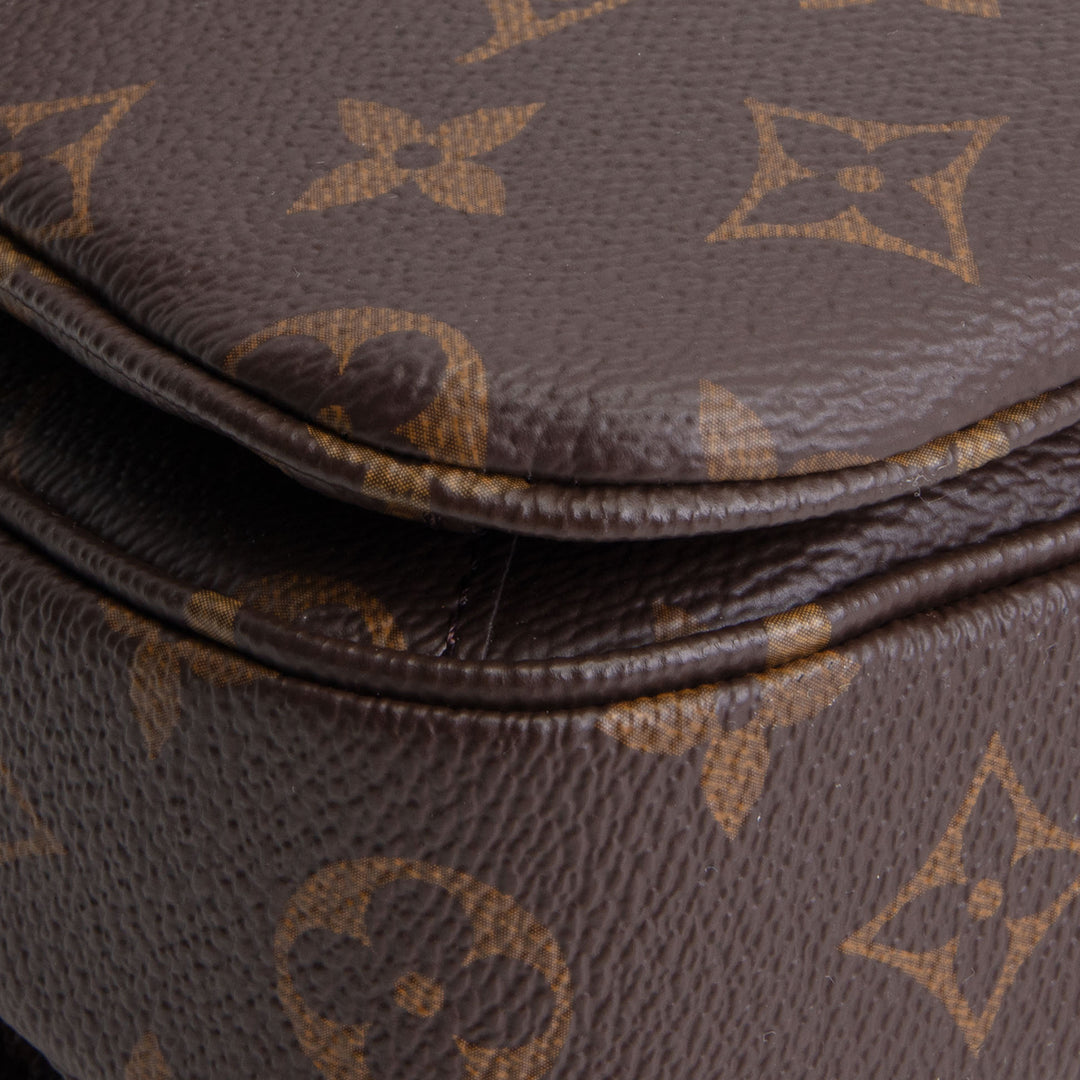 LOUIS VUITTON Pochette Metis Monogram